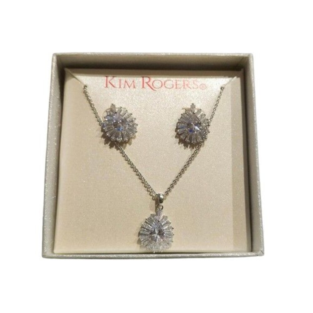 JT1 Kim Rogers Jewelry Necklace & Matching Earrings Set NEW in Original Box